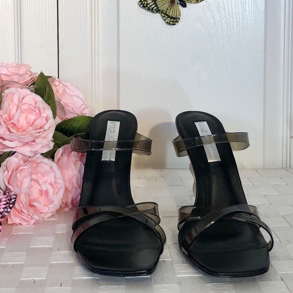 📁 Imagine Vince Camuto Breean Lucite Statement Heels - Picture 9 of 16